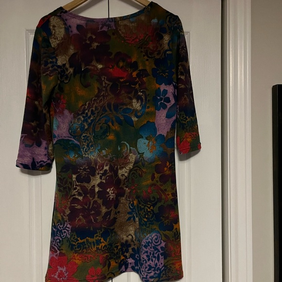 Papillon Long Sleeve Tunic - Picture 2 of 3